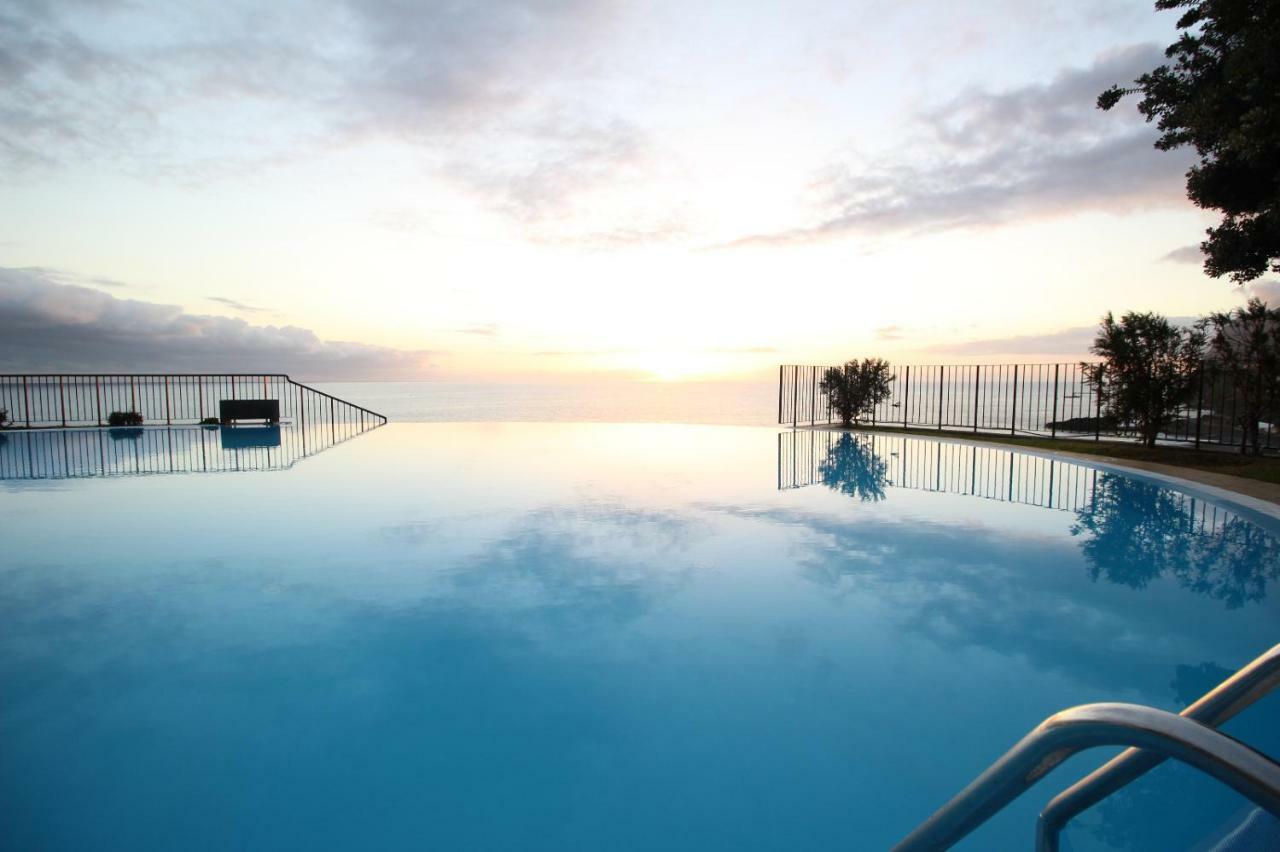 Formosa Infinity Pool Apartment Фуншал Екстер'єр фото