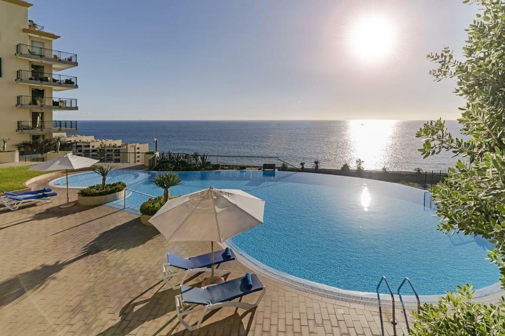 Formosa Infinity Pool Apartment Фуншал Екстер'єр фото